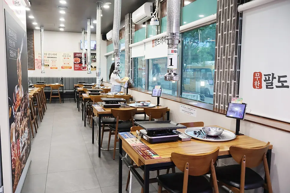 Entrance of the all-you-can-eat grill restaurant on Millak-ro, Uijeongbu