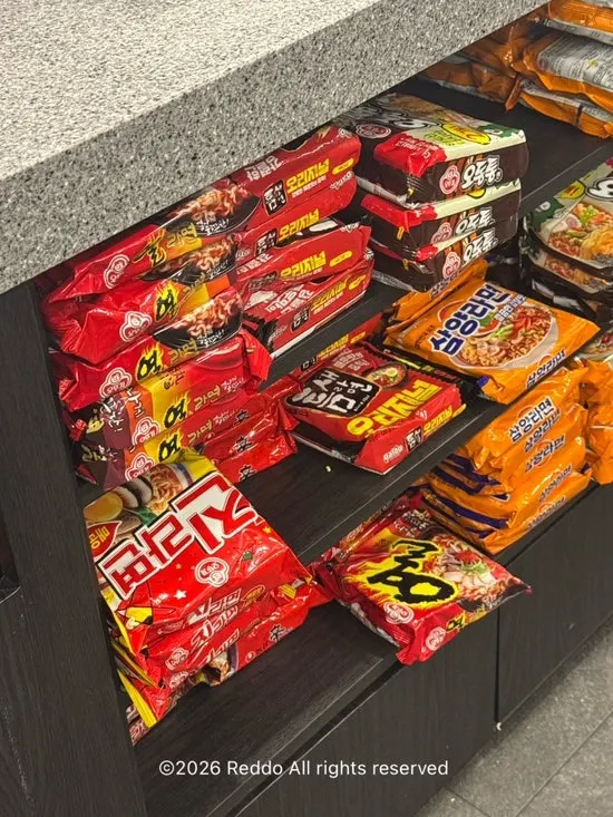 Sauce bar with representative sauces from Korea's 8 provinces