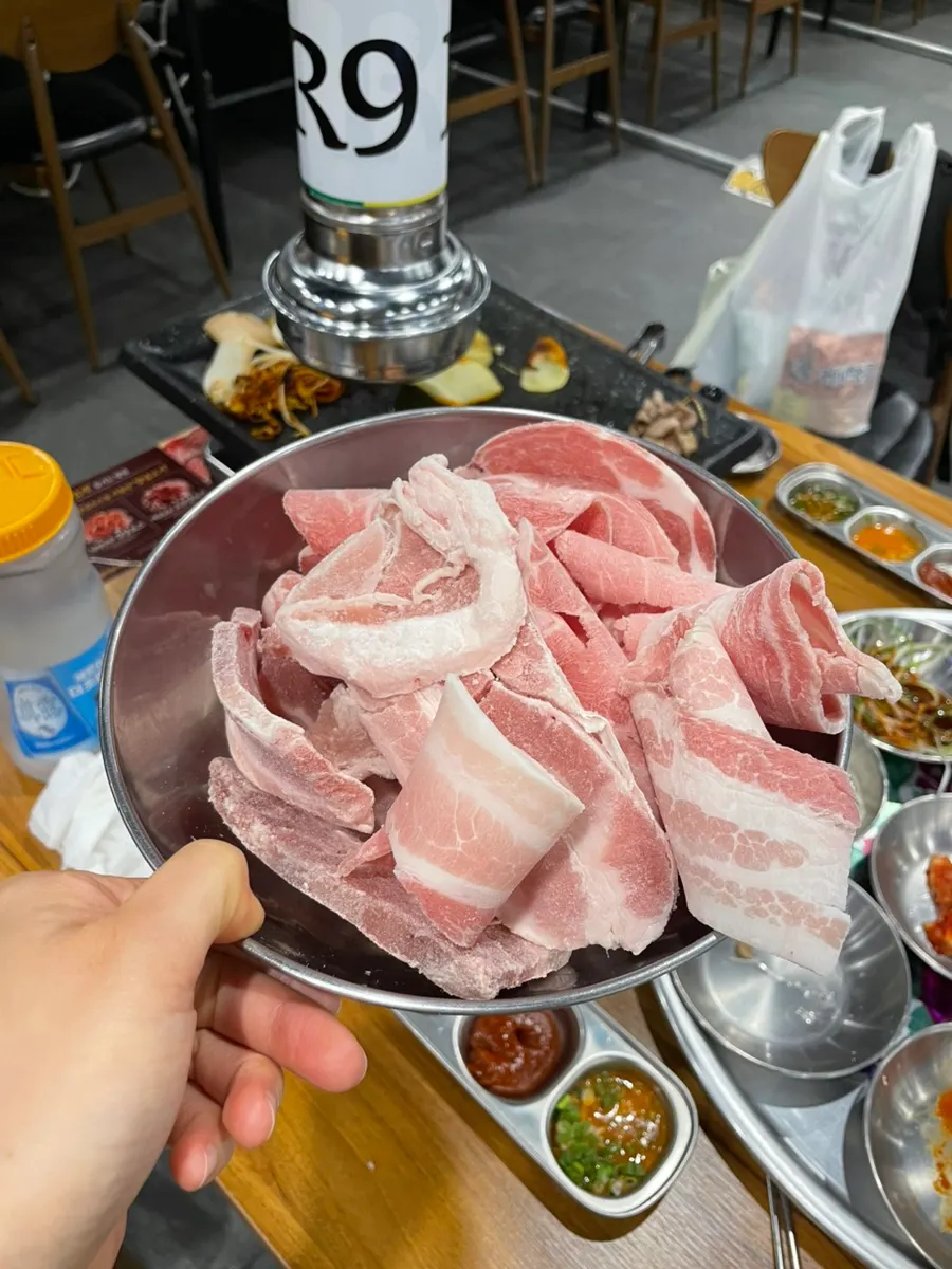 두 번째 판에 올린 대패삼겹살
