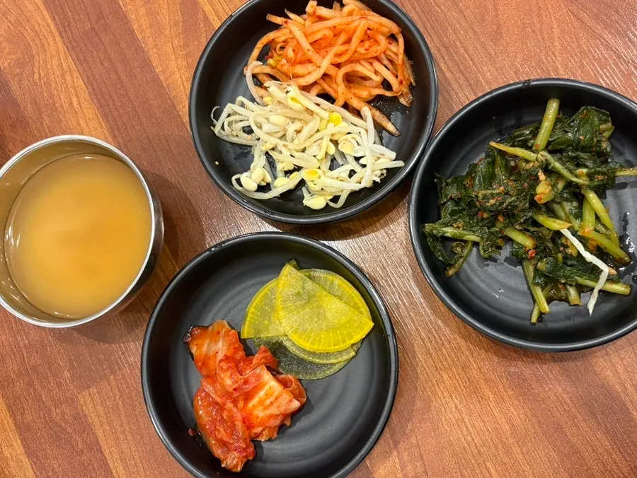 Table set after ordering