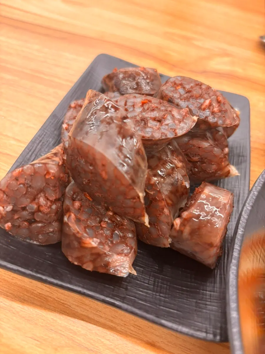 건더기가 많은 내장국밥