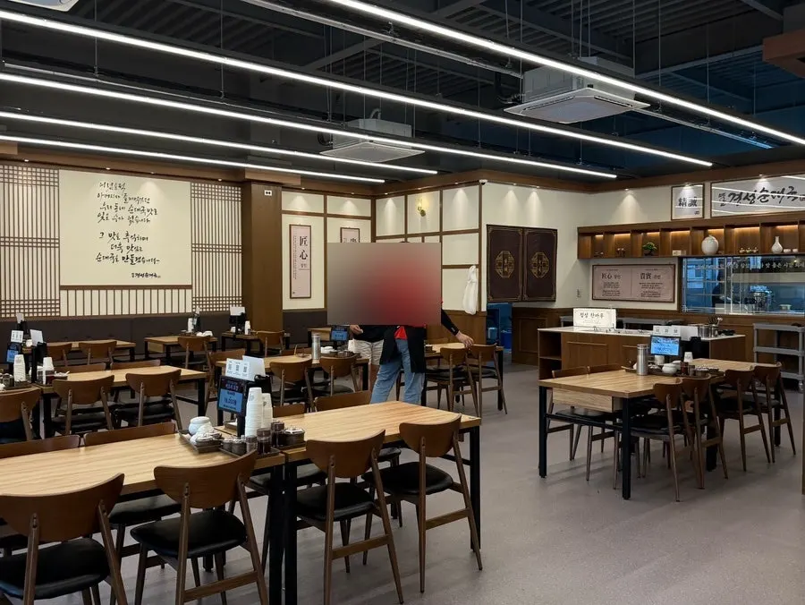 Wide, clean dining hall
