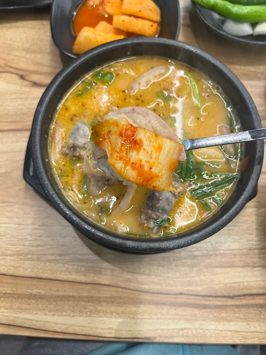들깨를 넣은 구수한 순대국