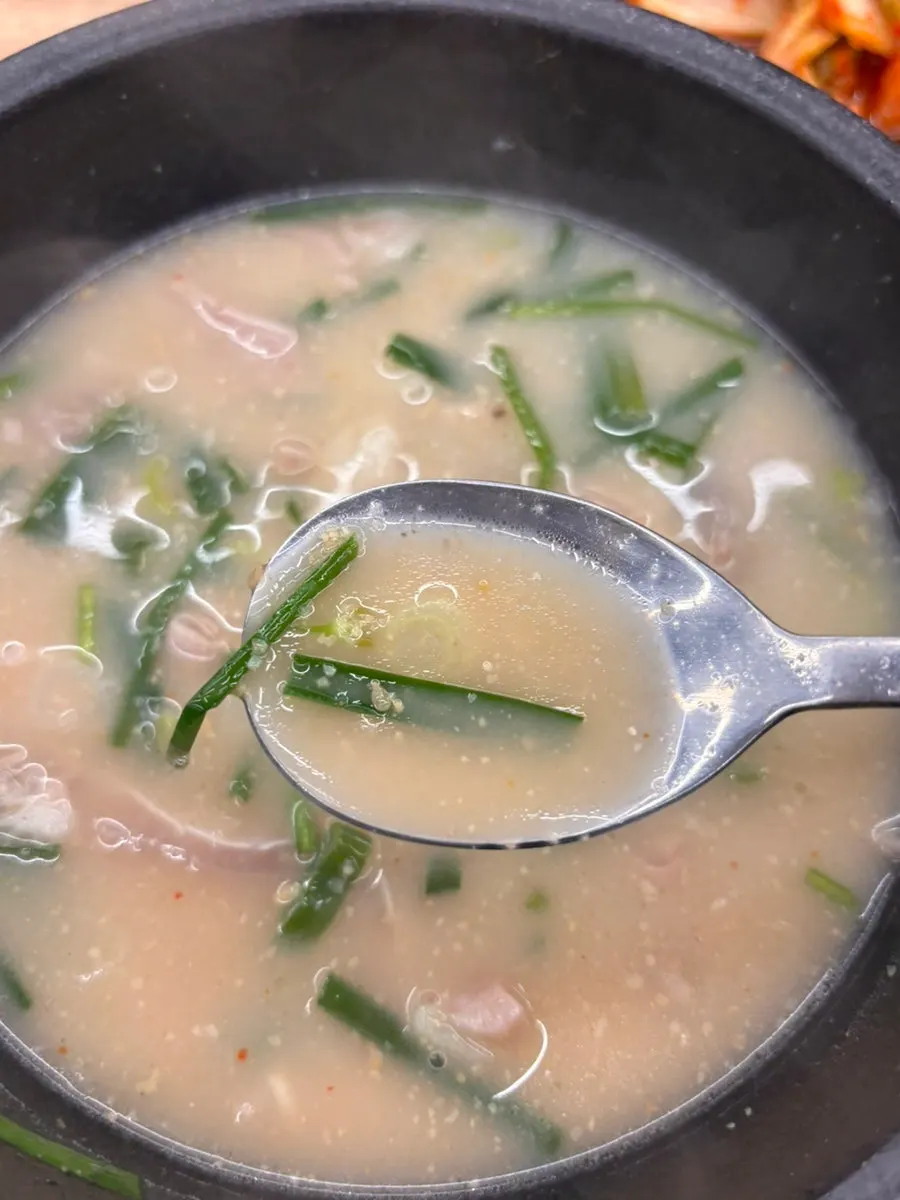 보통 사이즈 순대국의 푸짐한 양
