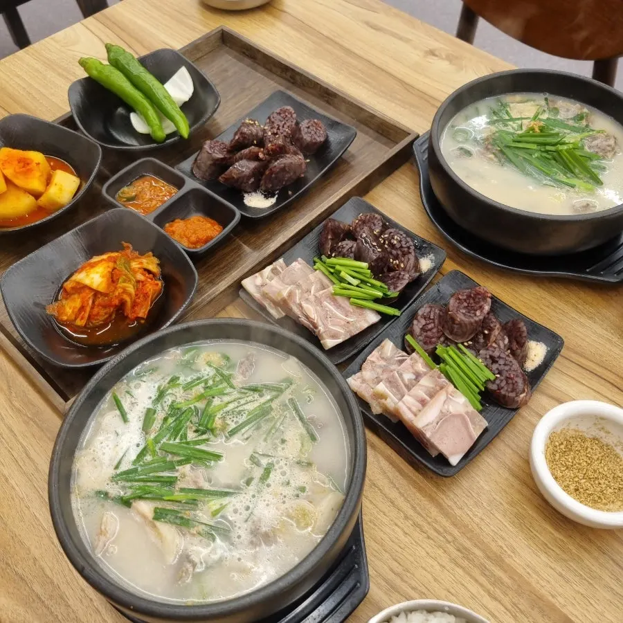 (특)옛날경성순대국 정식 전체 구성