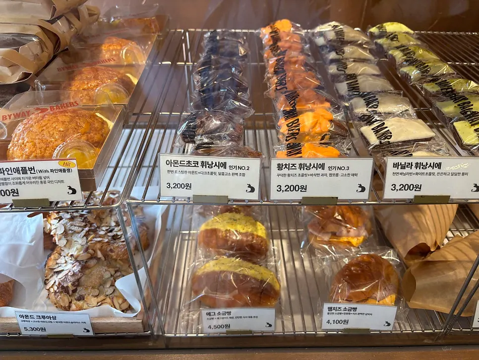 Chocolate baguette and Hong Kong pineapple buns on display