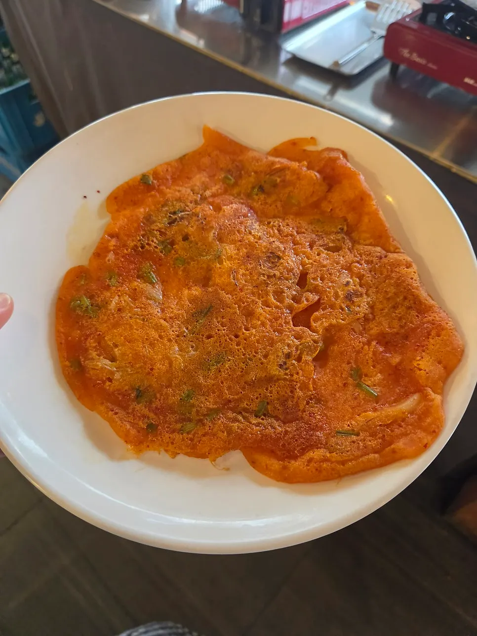 완성된 김치전 한 판