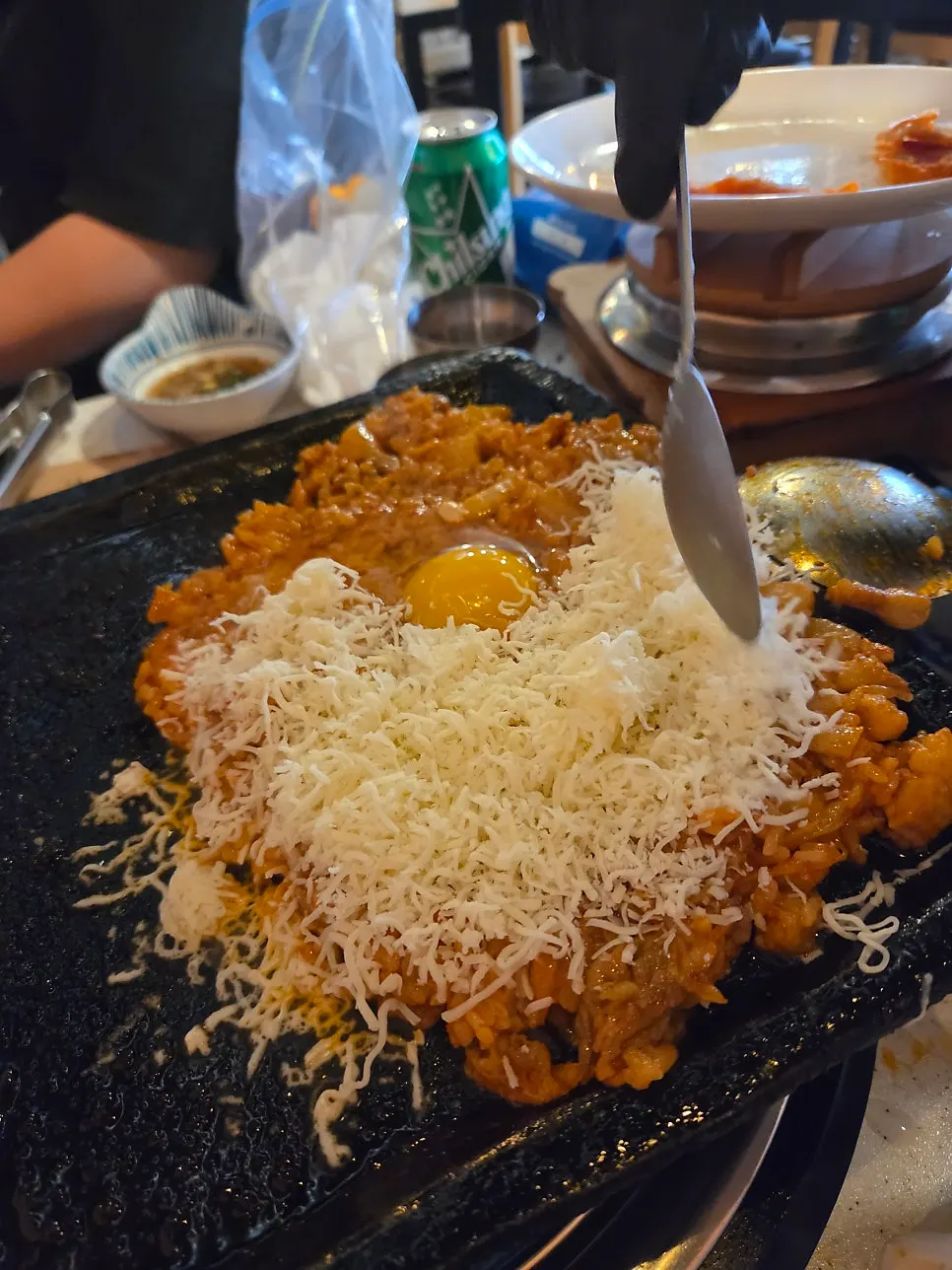 치즈 올린 김치볶음밥
