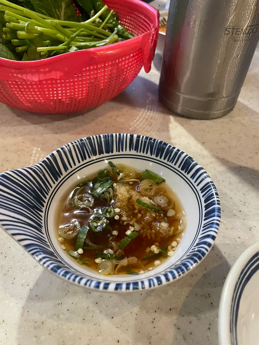 Basic side dishes including salt and doenjang for dipping meat
