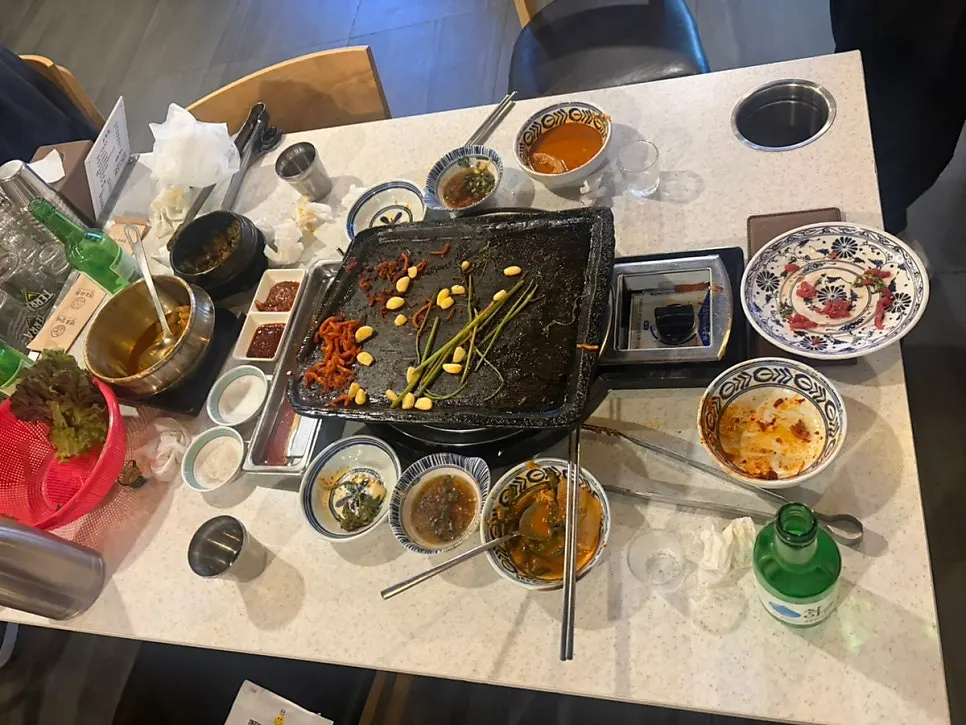 Spicy sundae gopchang stew