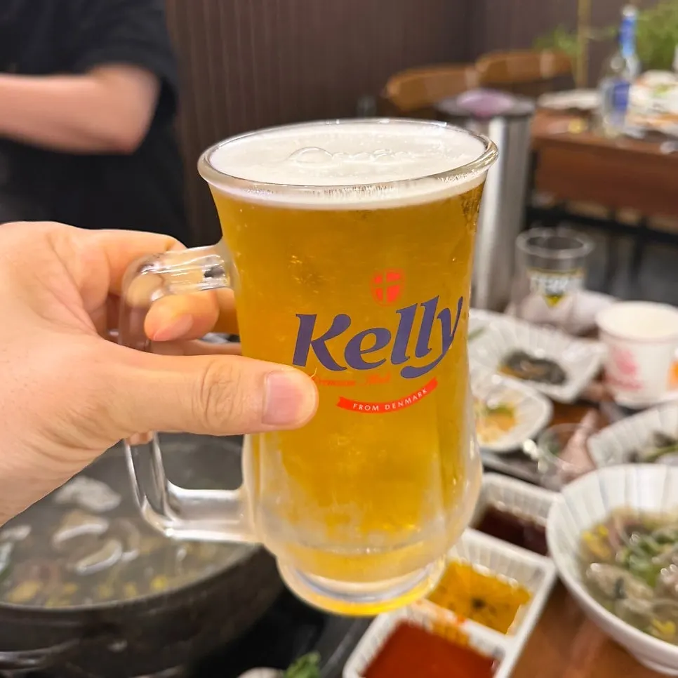 주문한 켈리 생맥주 한 잔