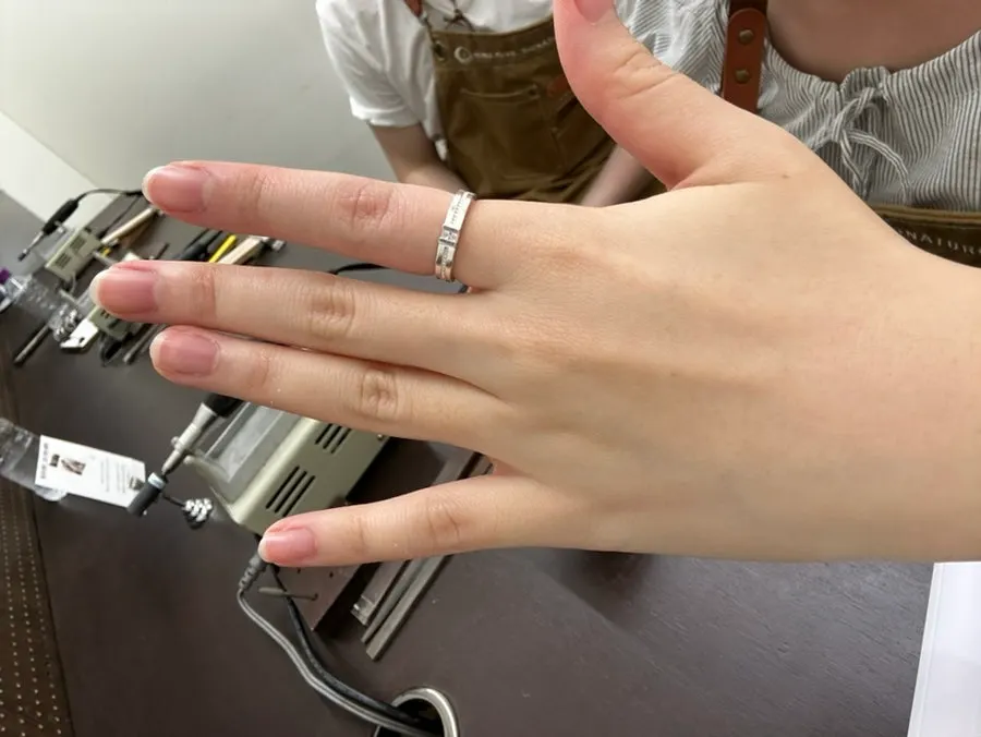 Ring-making process with the instructor's guidance
