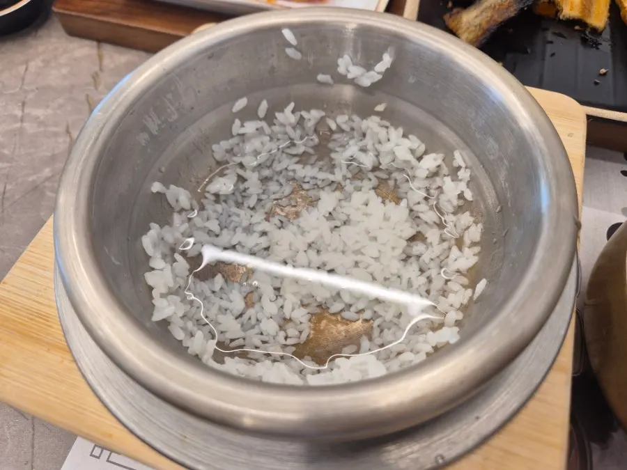 Rice pot rice transferred into a bowl