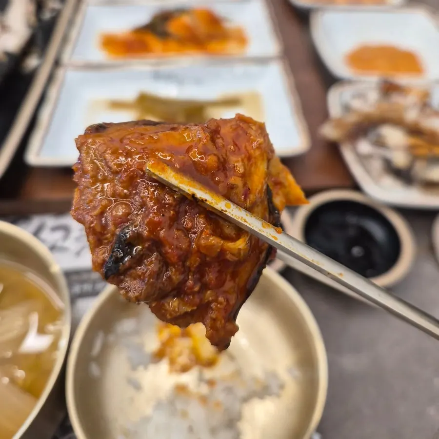 Close-up of the braised fish pot