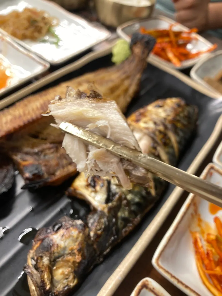 솥밥과 고등어 삼치구이