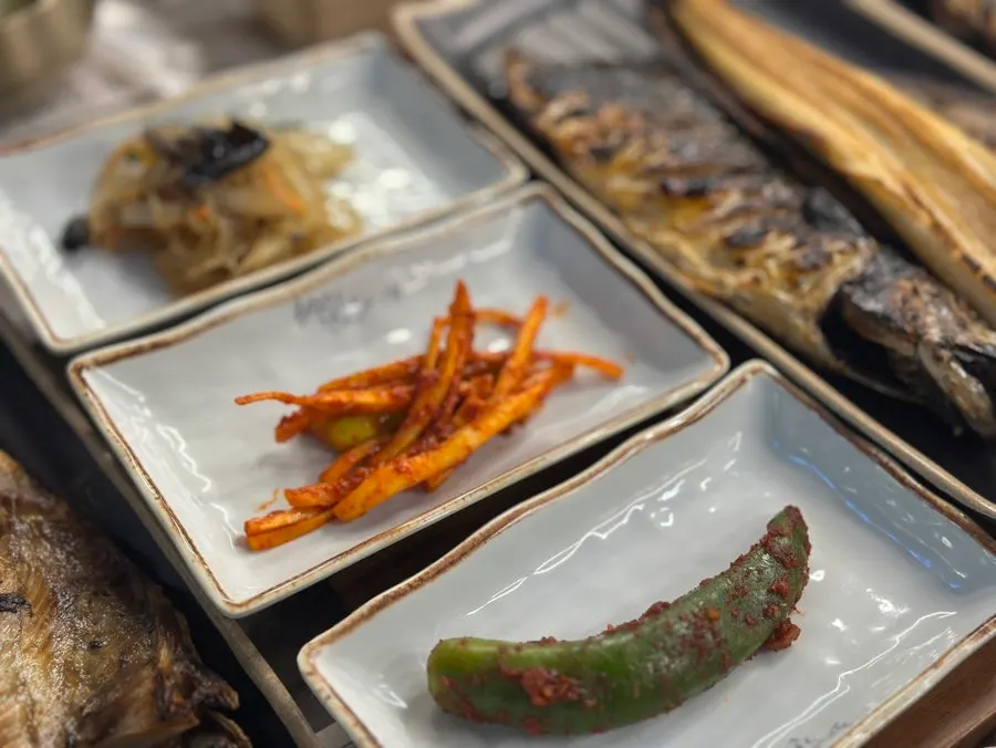 솥밥정식과 보양 2인세트 차려진 한 상