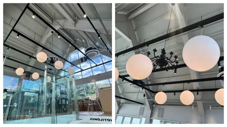 Space leading up to the fourth floor of Jeong Jiyoung Coffee Roasters
