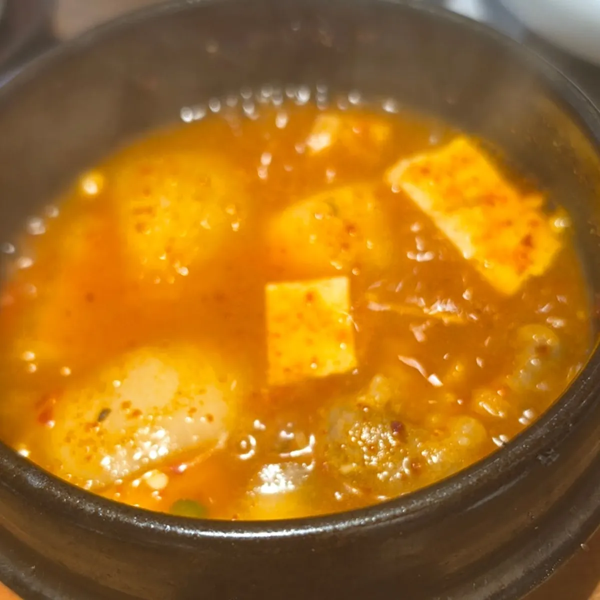 삼겹 부위와 항정살이 함께 나온 보쌈 클로즈업