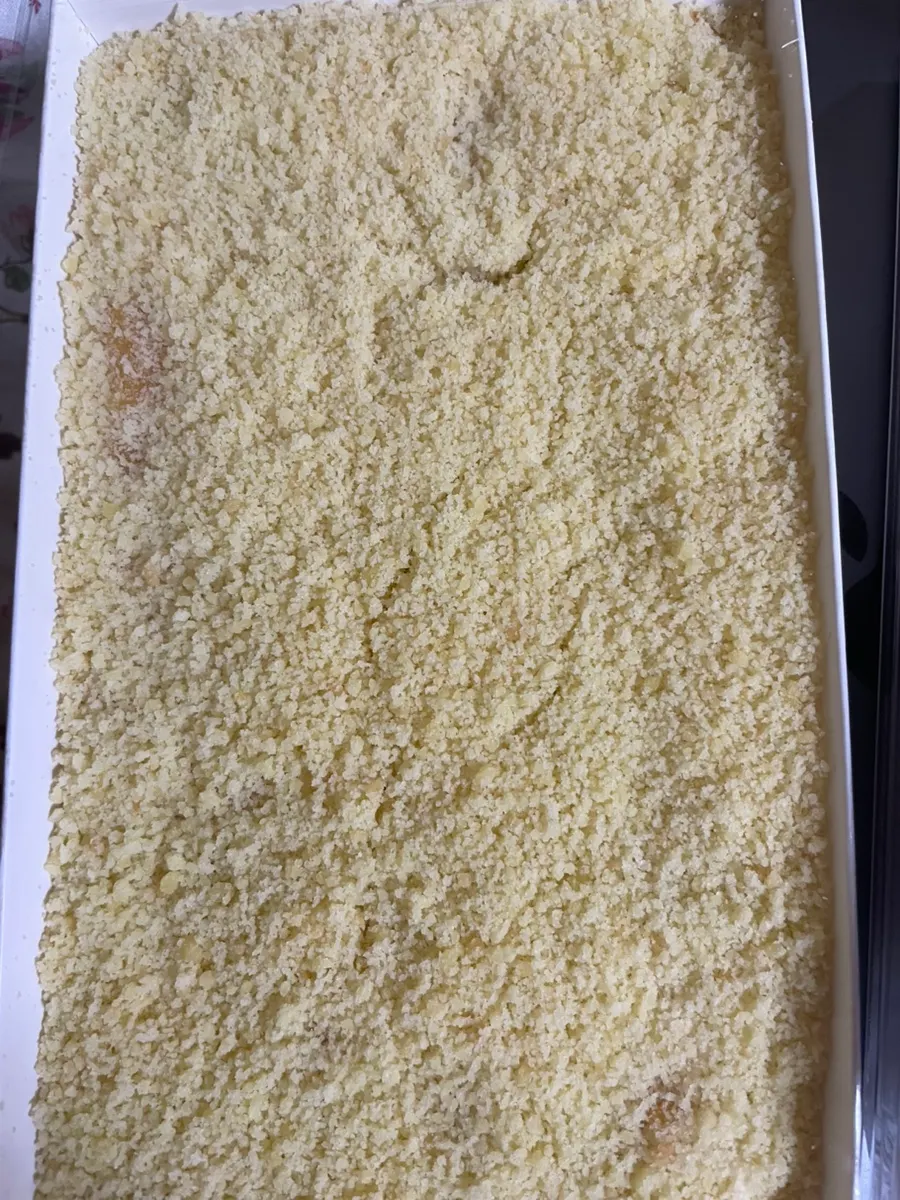 Baekho Tteok with generous castella cake crumbs
