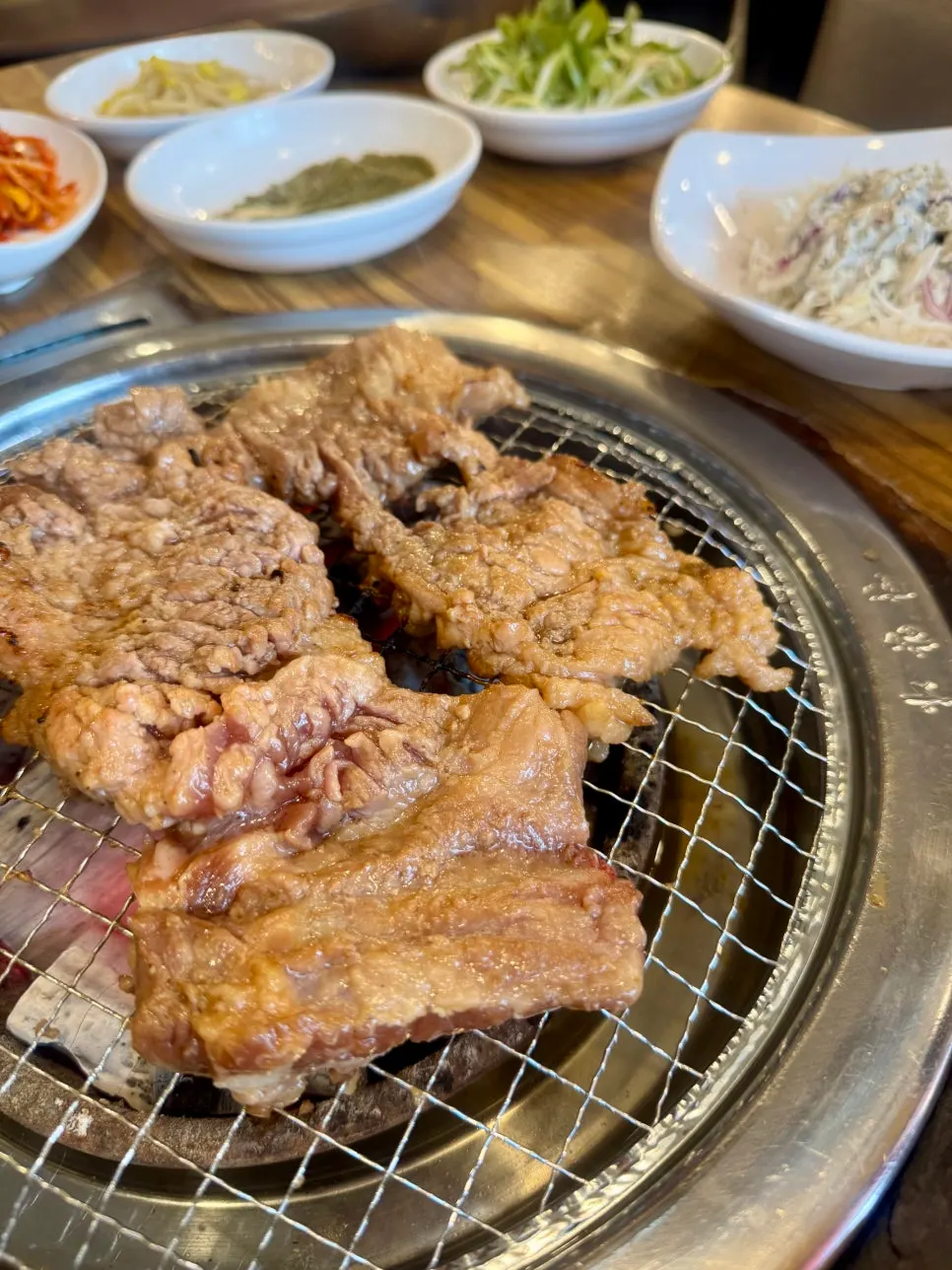 골고루 익어가는 돼지갈비