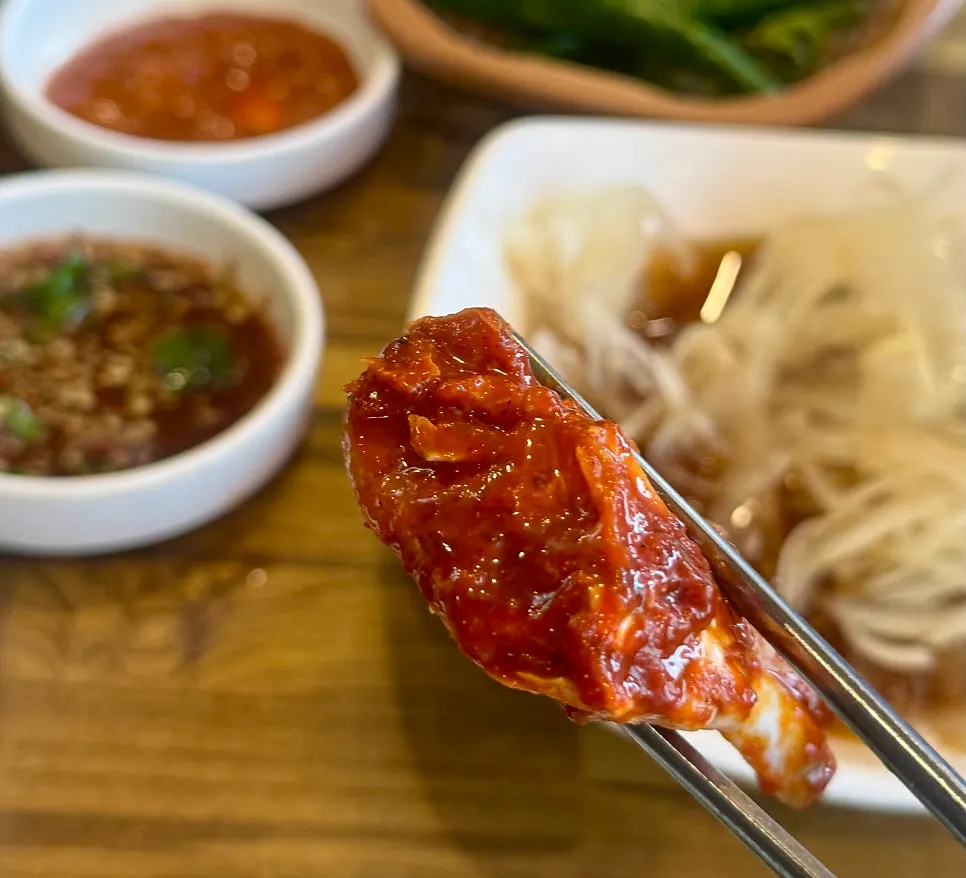 매운맛과 기본맛 선택 식사
