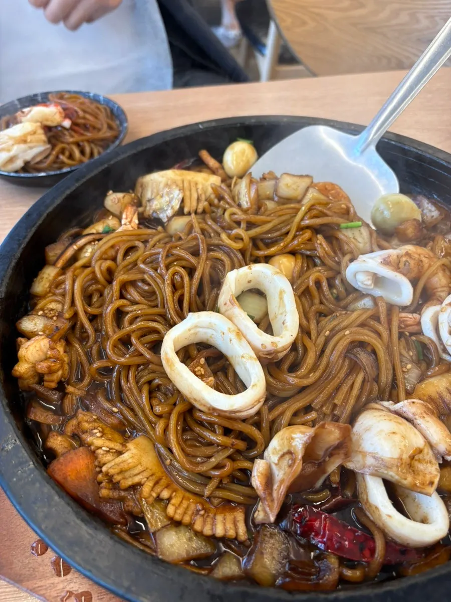 잘라 먹는 부드러운 통오징어