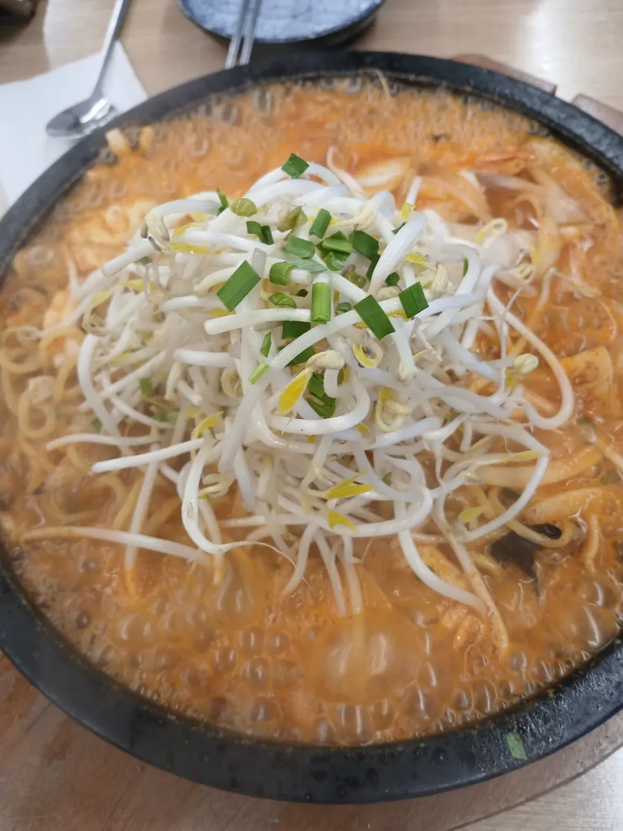 울산대왕암돌짬뽕 돌판 짬뽕 상차림