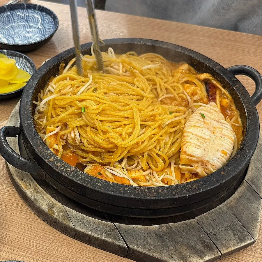 숙주 올라간 돌판 돌짬뽕 중 사이즈