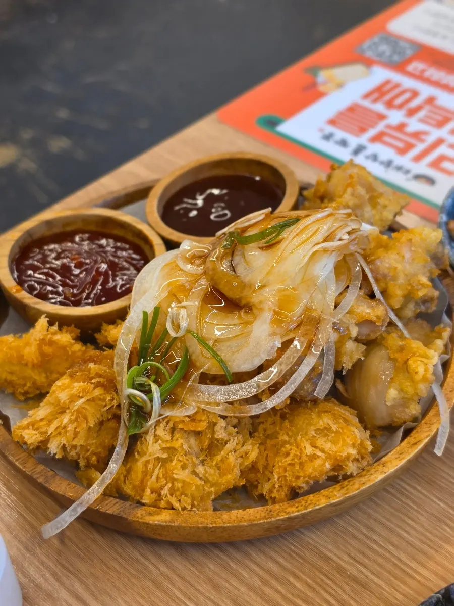A crispy plate of handmade donchitang