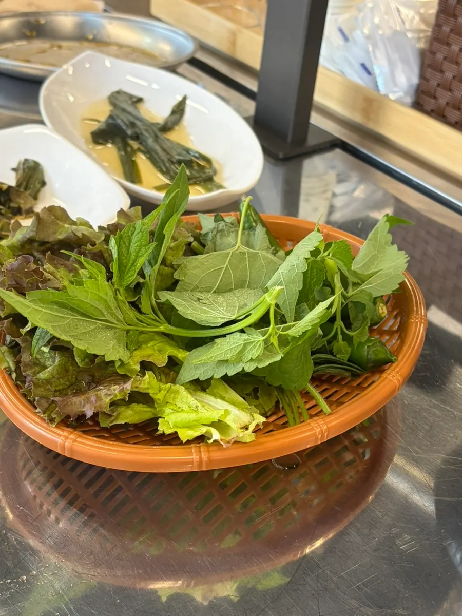 Golden-grilled ogyeopsal