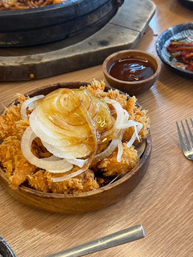 A plate of dontang with thick-cut meat