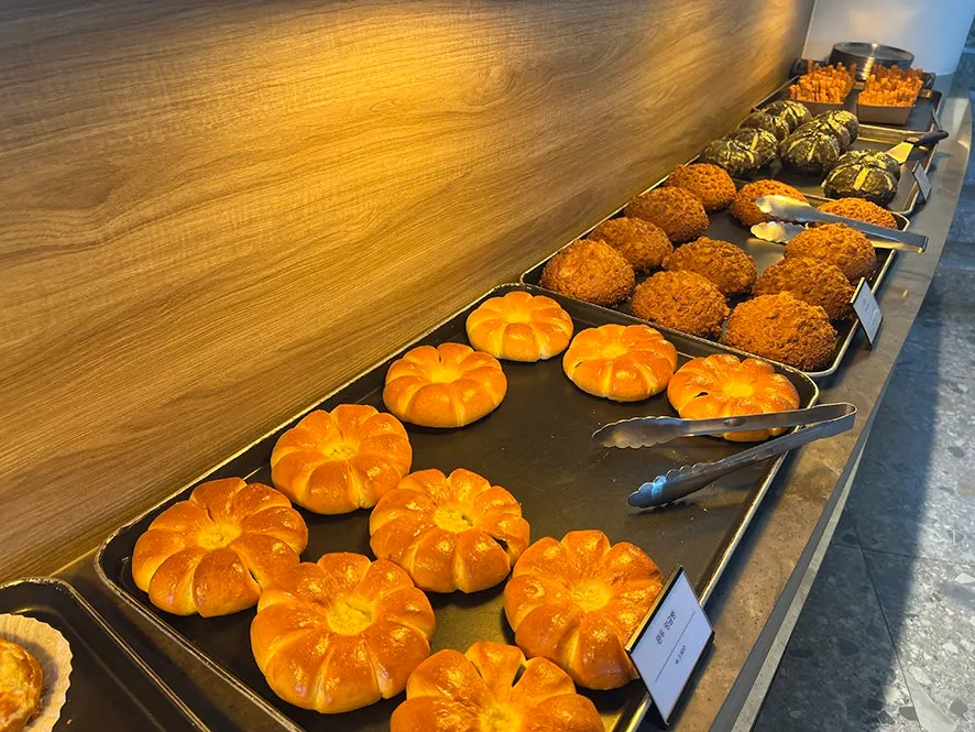 카페 먹 숲 쪽 야외 테이블