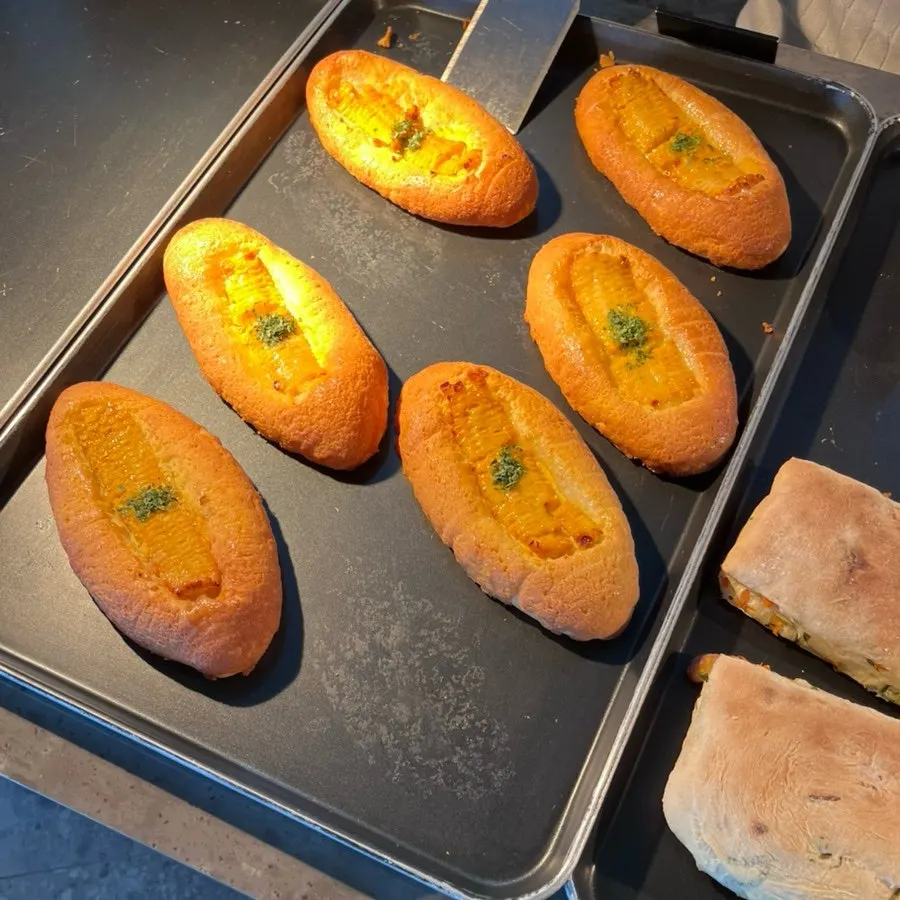 Dessert display at MUG