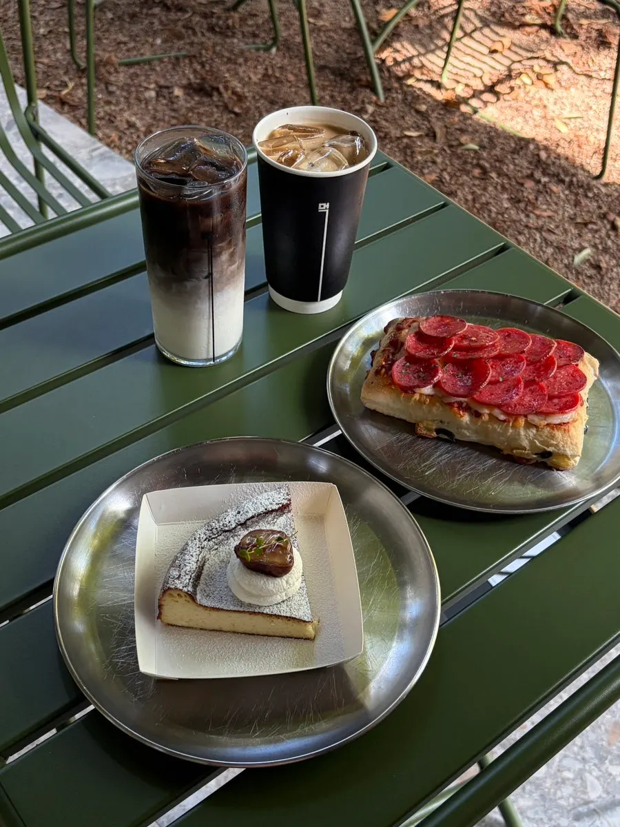 Brunch table set on the outdoor seating