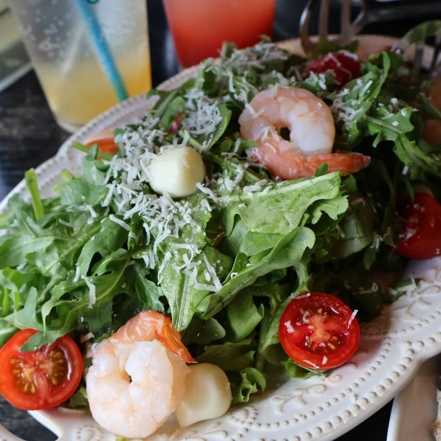 Shrimp basil bocconcini salad