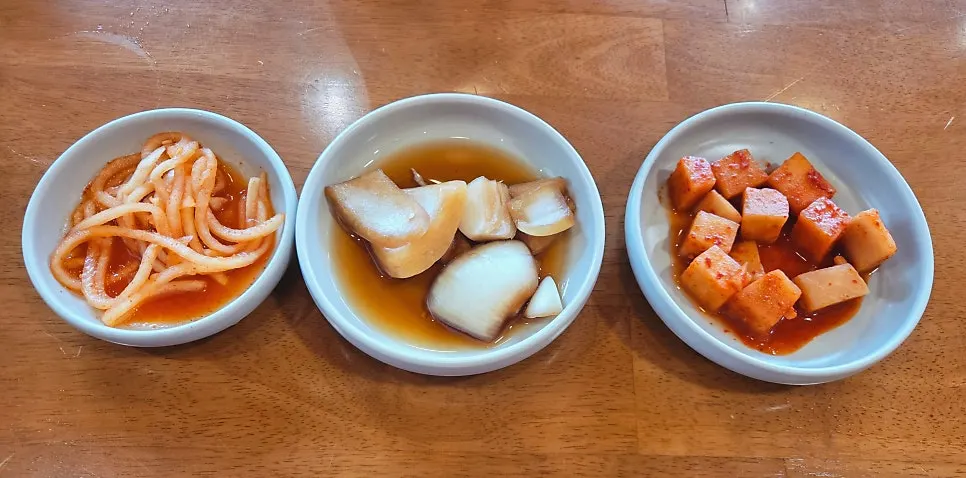 Table setting at Boksan Haejang