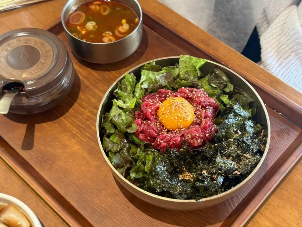 福山解酲生拌牛肉拌饭大份一桌