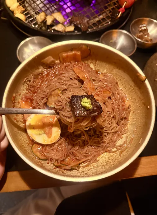 Mixed Hamheung-style noodles