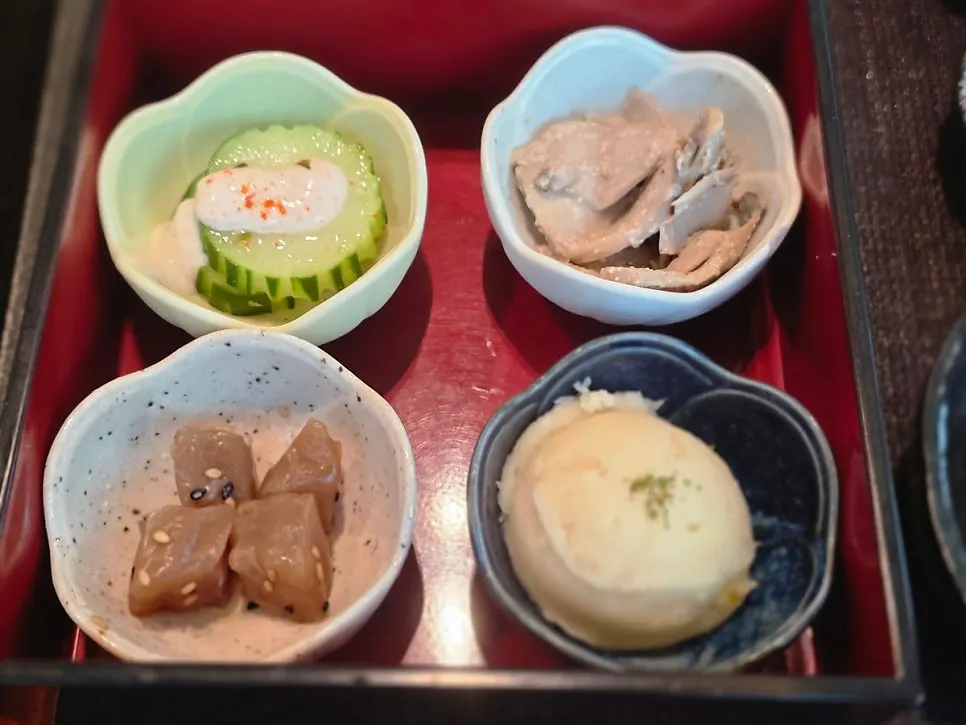 식사 마무리로 나온 녹차 아이스크림