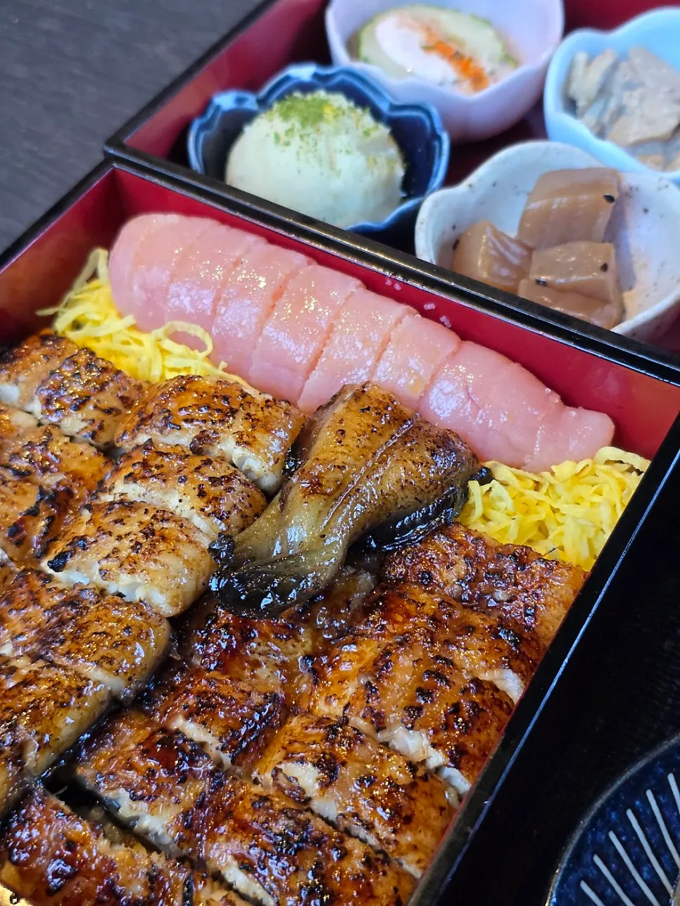 Eel rice bowl paired with salty mentaiko