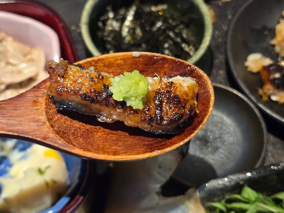 Grilled eel served with wasabi