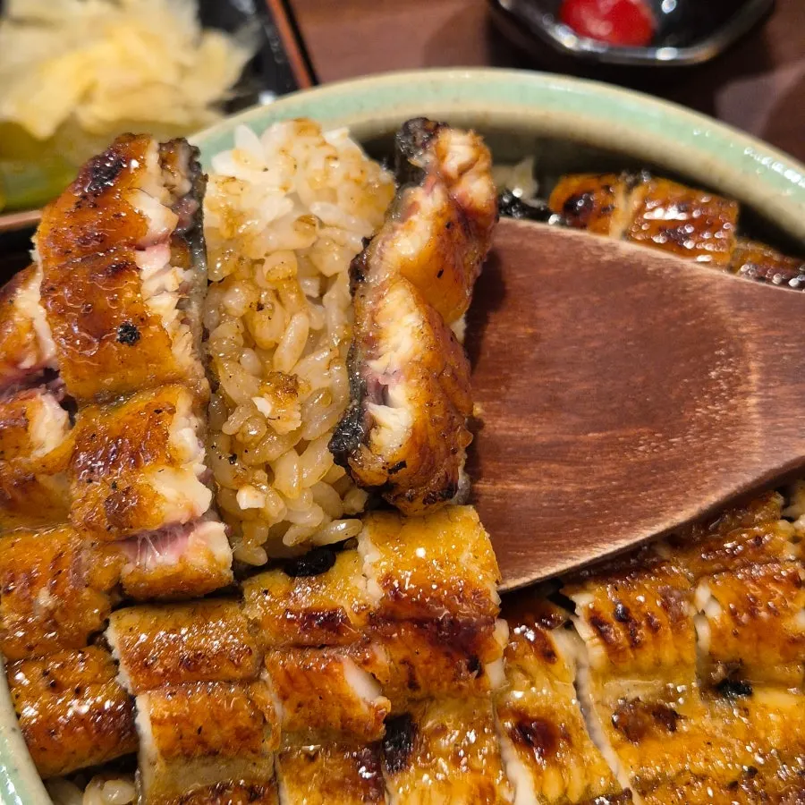 Cross-section of the crisp-outside, moist-inside charcoal-grilled eel