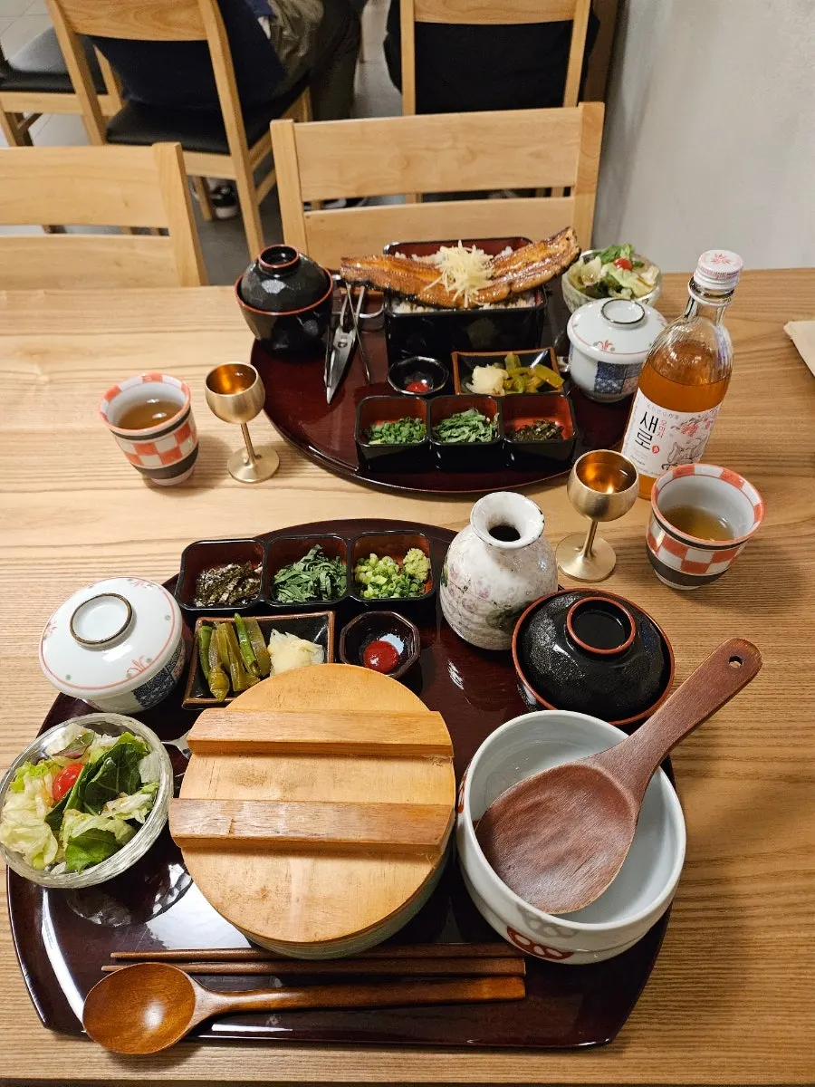 오차즈케 구성이 함께 나온 히츠마부시 상 한 상