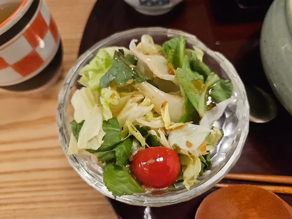 Appetizer salad served with the hitsumabushi set