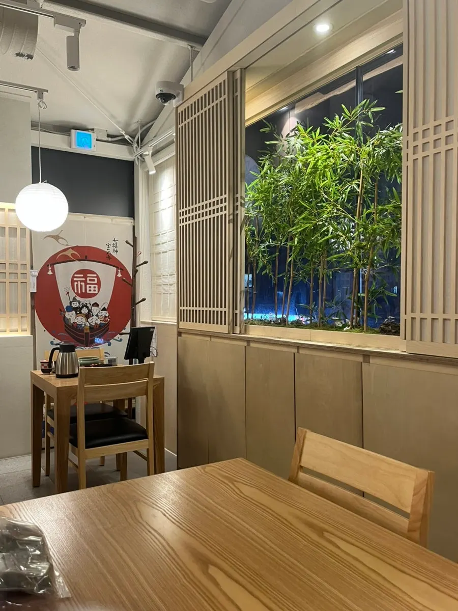 Unagiwa's dining hall with generously spaced tables