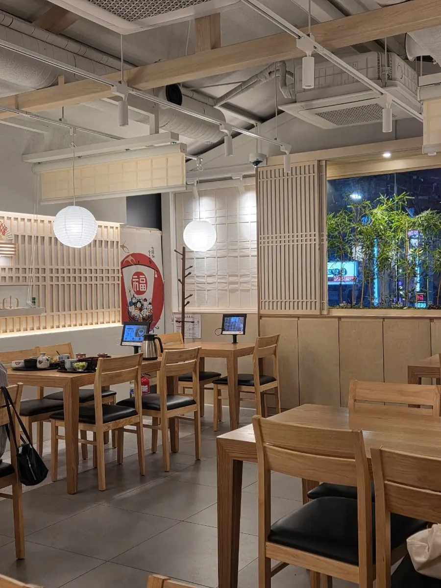 우나기와의 2인 4인 테이블 좌석