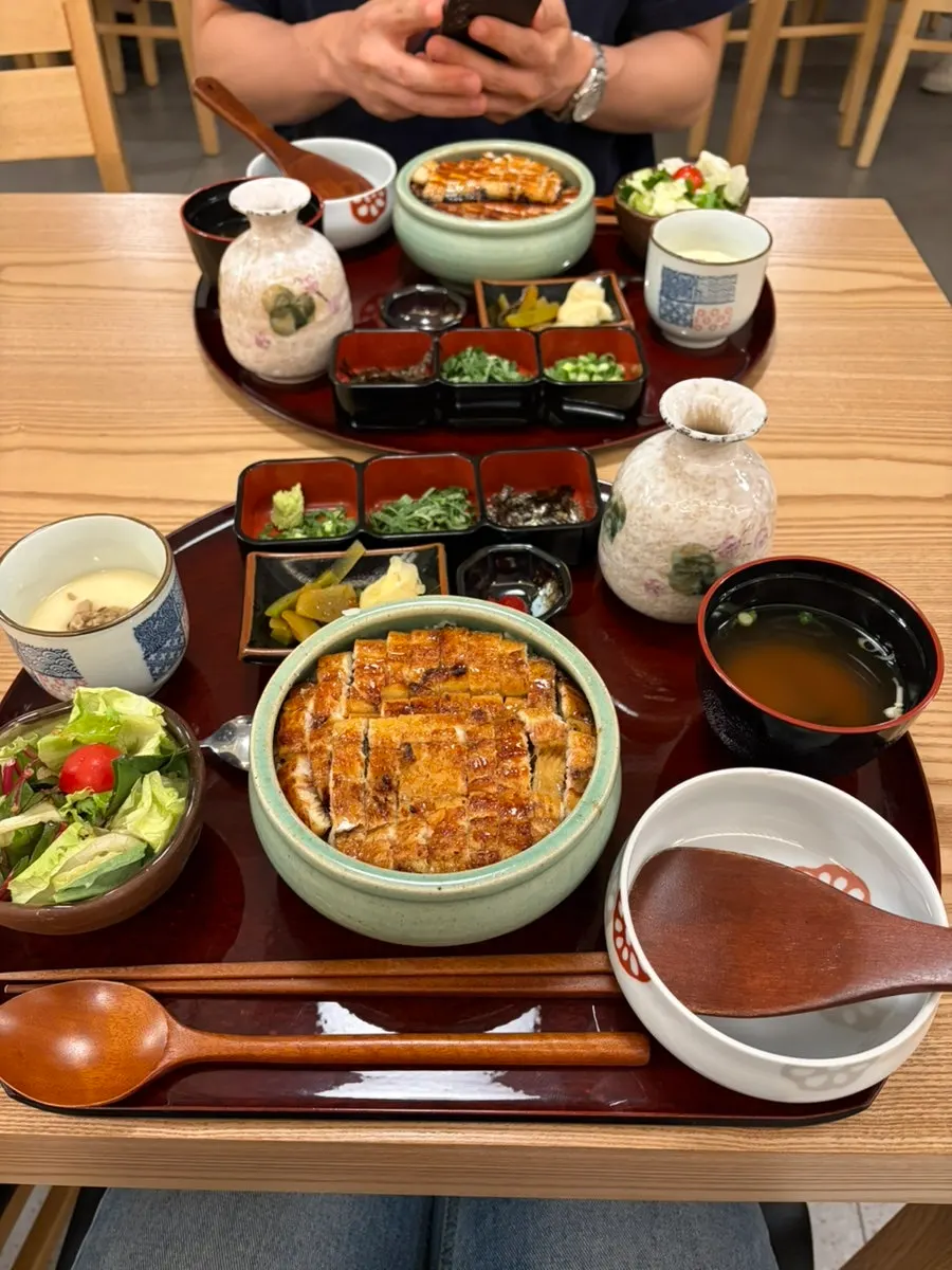 Unagiwaのメイン、ひつまぶしうなぎ丼