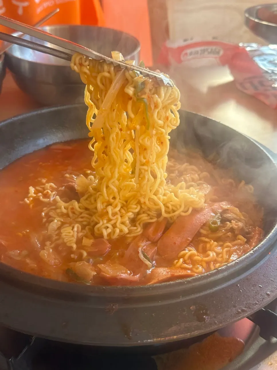 The finishing broth turned almost like jjamppong ramen