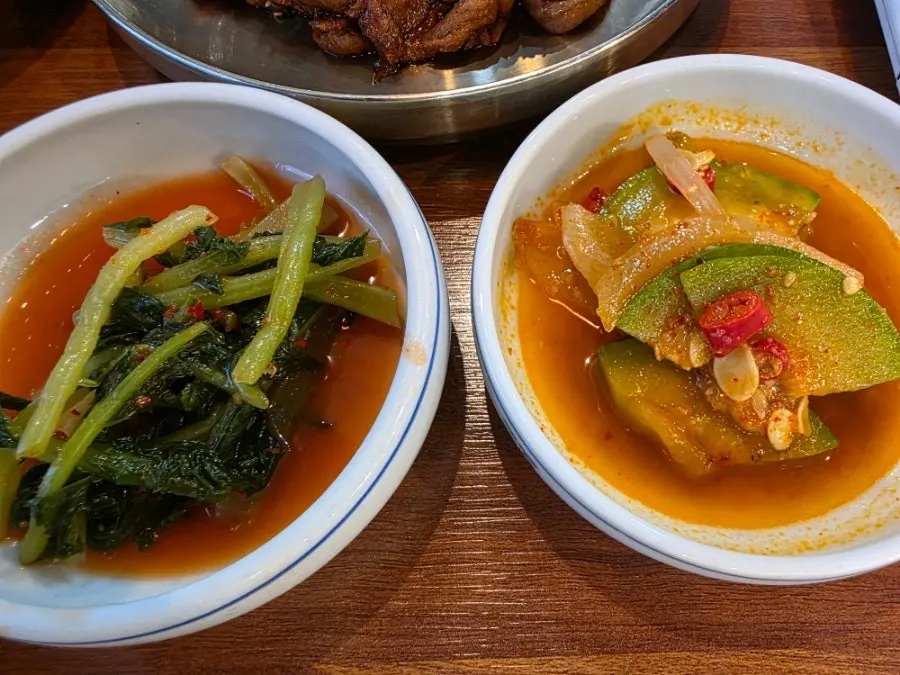 Ttuksim Jjukkumi Set served with homemade banchan