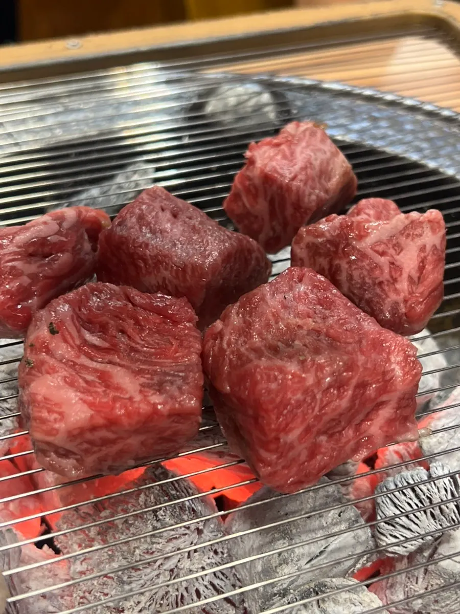 Assortment plate with galbisal and beef tongue